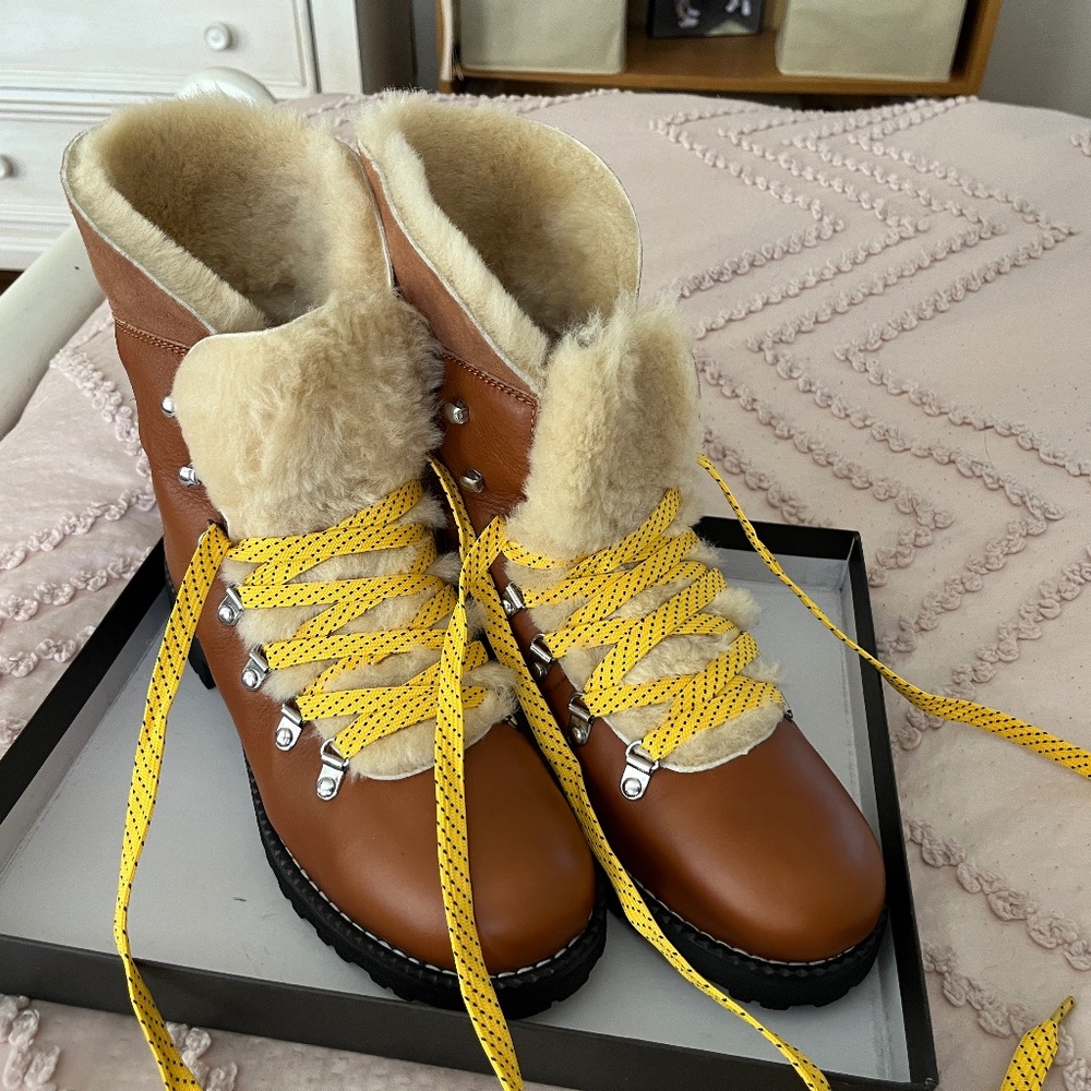 J. Crew Nordic Boots in Tumbled Leather - Sepia  - Sz 10 - New in Box
